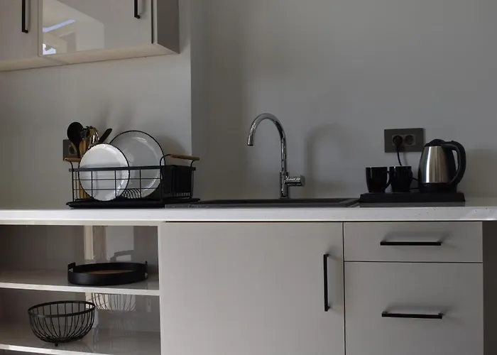 Olympian Gods Apartahotel